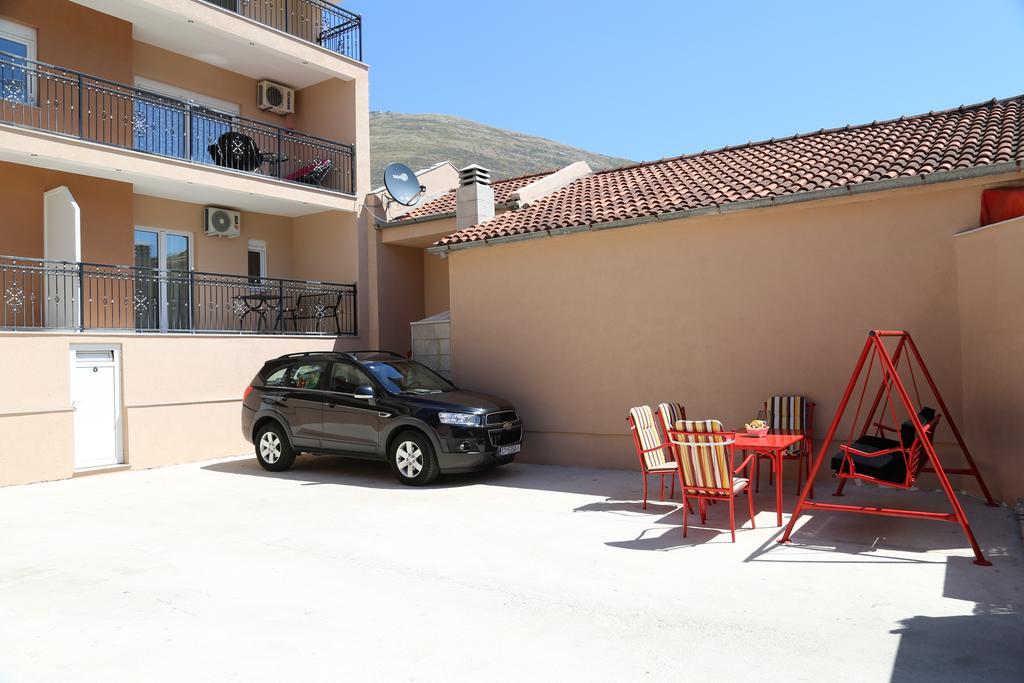 Mango Apartments Trebinje Exterior foto